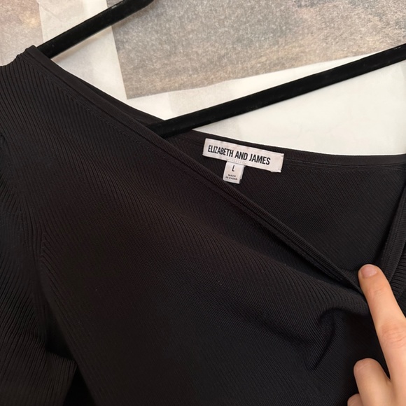 Top - Picture 2 of 2